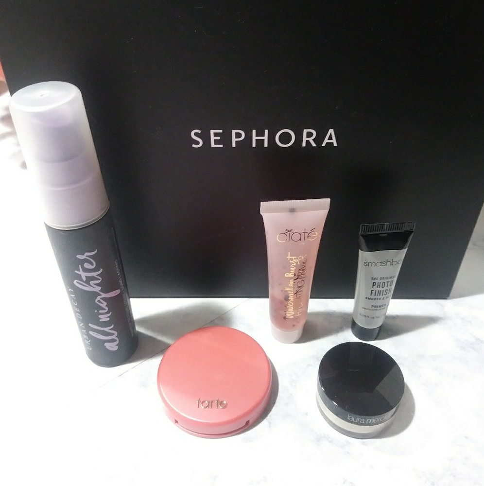 Makeup primers setting powder setting spray tarte